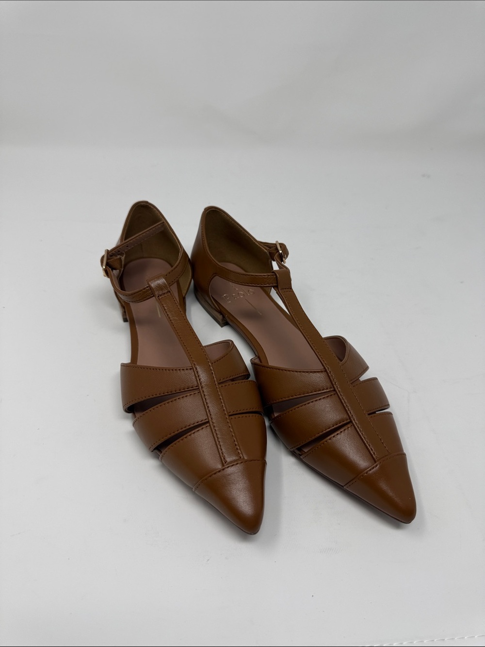 NEW LINEA PAOLO Cognac Nappa Pointed T-Strap Women's Flats - Picture 2 of 6